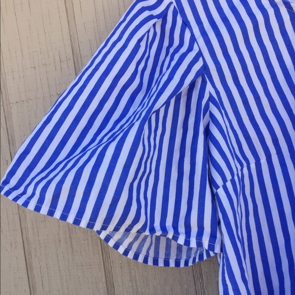 Charlotte Russe Striped blouse - Picture 4 of 8